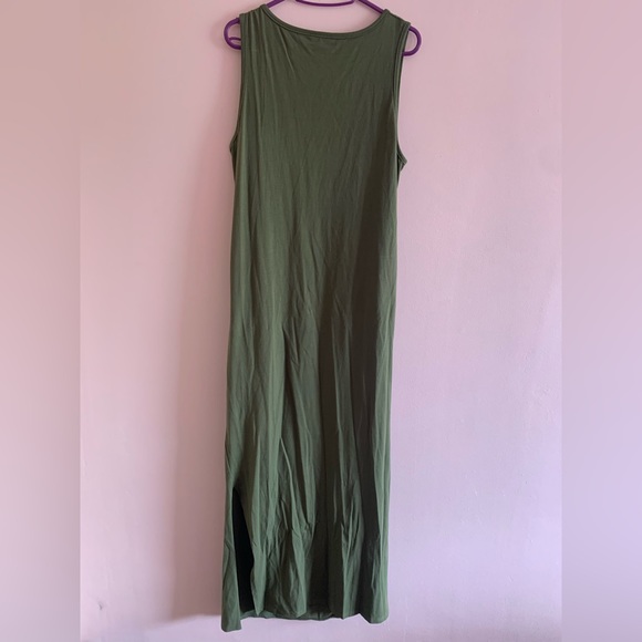 Sleeveless maxi green maternity dress - Picture 4 of 5